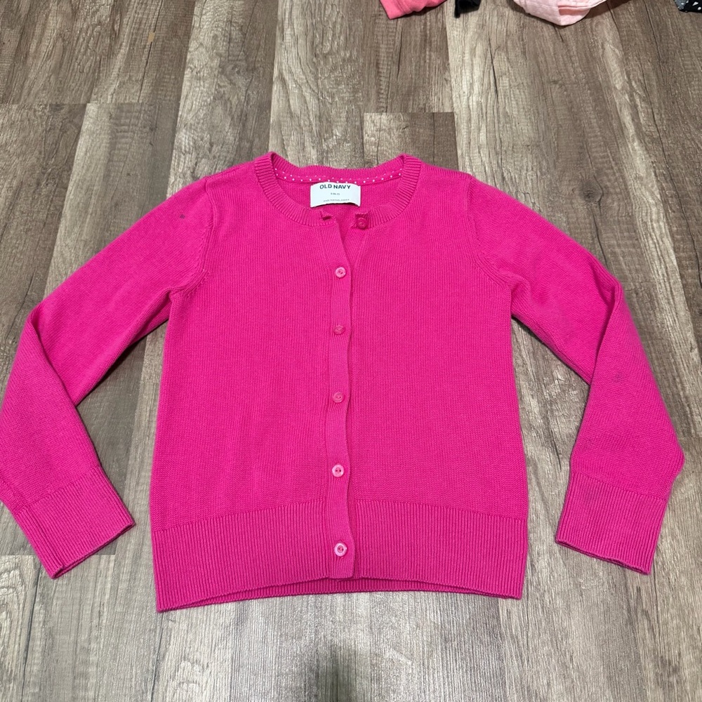 Old Navy Pink button front Cadigan,‎ Size S (6-7)